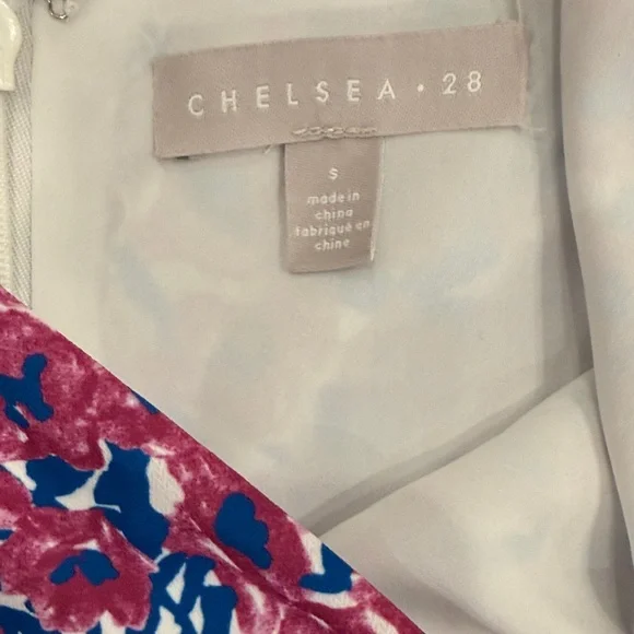 Chelsea28 Pink Floral Midi Dress with Blue Highlights - Picture 4 of 4